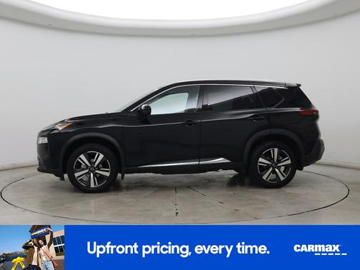 Black 2022 Nissan Rogue SL