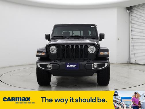 2021 Jeep Gladiator Willys Sport