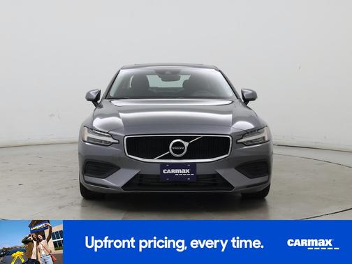 2020 Volvo S60 T5 Momentum