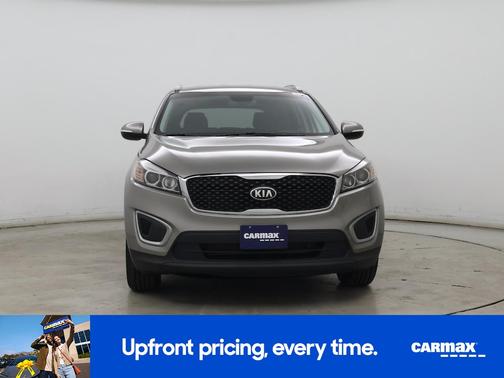 Gray 2017 Kia Sorento LX