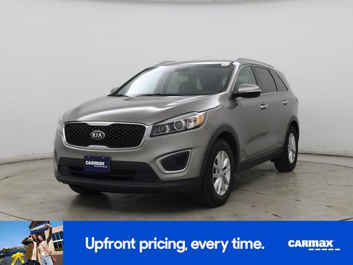 Gray 2017 Kia Sorento LX