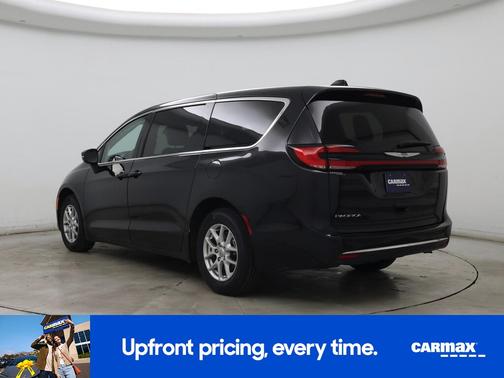 Black 2023 Chrysler Pacifica Touring L