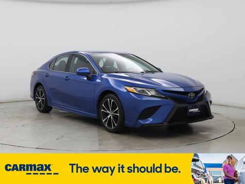2019 Toyota Camry SE