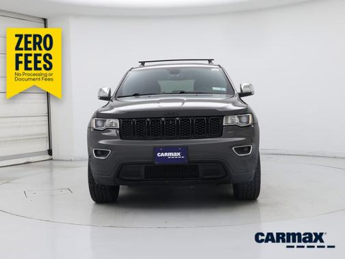 Gray 2017 Jeep Grand Cherokee Limited