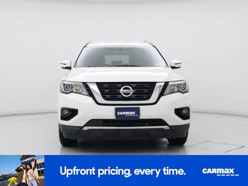 2017 Nissan Pathfinder SV