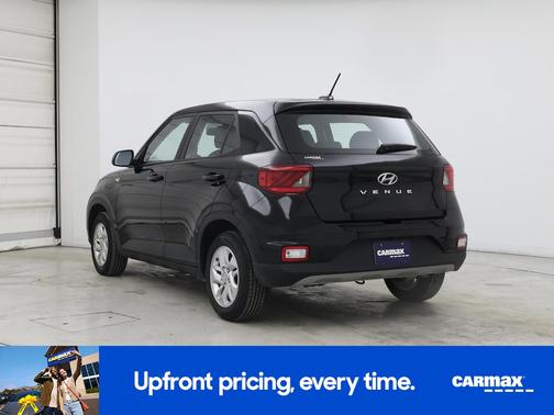 2023 Hyundai VENUE SE
