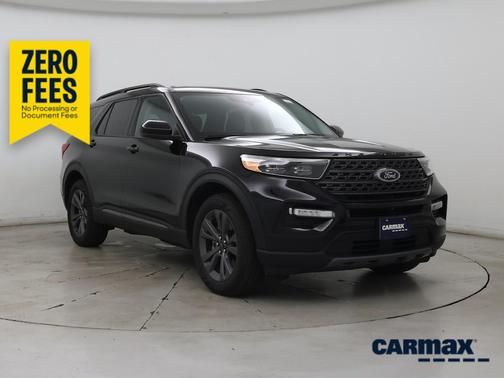 Black 2023 Ford Explorer XLT