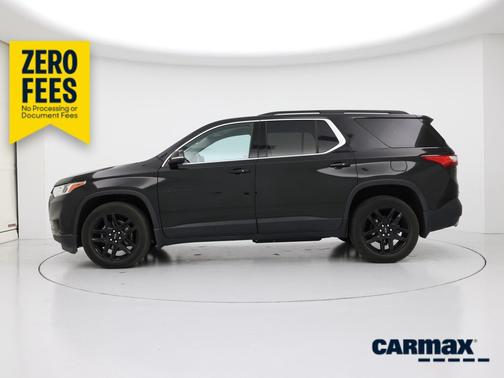 Black 2021 Chevrolet Traverse LT Cloth