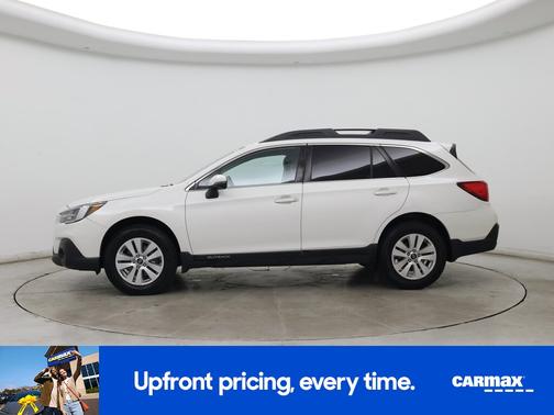 White 2019 Subaru Outback 2.5I Limited