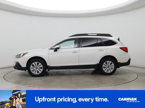 White 2019 Subaru Outback 2.5I Limited
