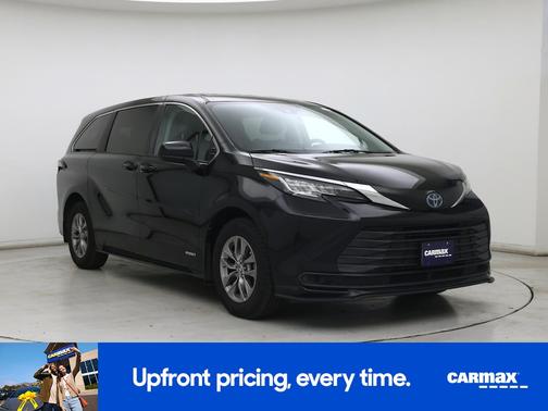 2021 Toyota Sienna LE