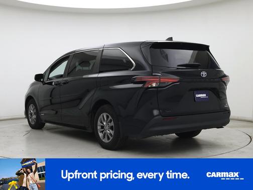 2021 Toyota Sienna LE