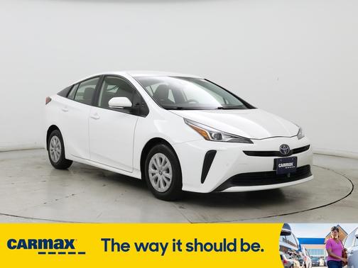 2022 Toyota Prius LE