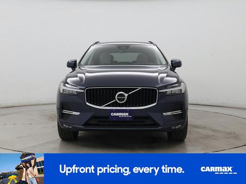 2022 Volvo XC60 B5 Momentum