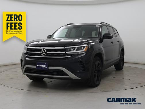 Black 2022 Volkswagen Atlas SE w/Tech