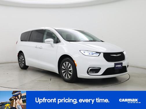 2022 Chrysler Pacifica Hybrid Touring L
