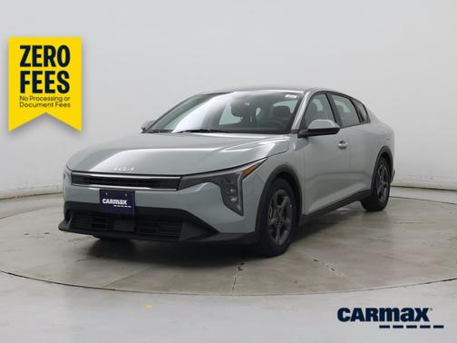 Green 2025 Kia K4 LXS