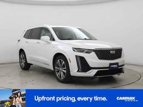 White 2021 Cadillac XT6 Premium Luxury