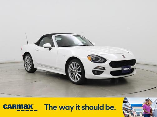 2017 FIAT 124 Spider Lusso