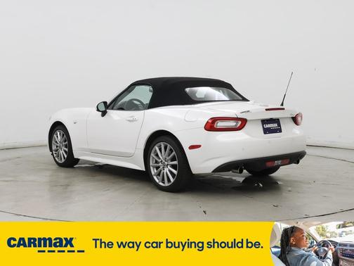 2017 FIAT 124 Spider Lusso