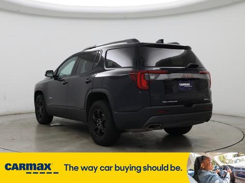 2022 GMC Acadia AT4