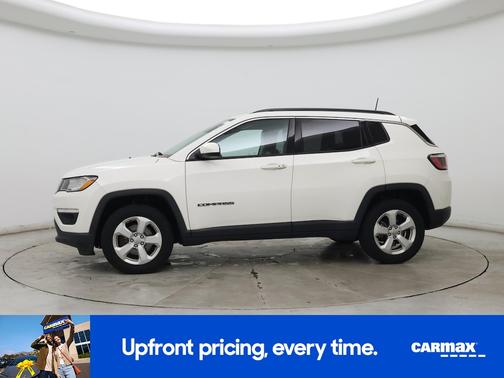 White 2017 Jeep Compass Latitude