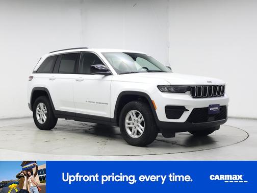 White 2023 Jeep Grand Cherokee Laredo