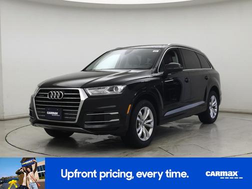 Black 2019 Audi Q7 Premium