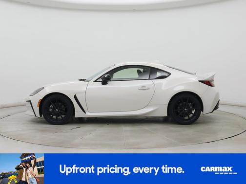 White 2024 Toyota GR86 Premium