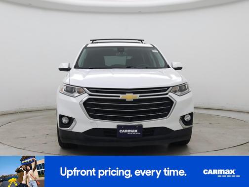 White 2021 Chevrolet Traverse LT Leather