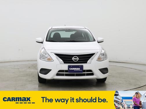 2019 Nissan Versa SV