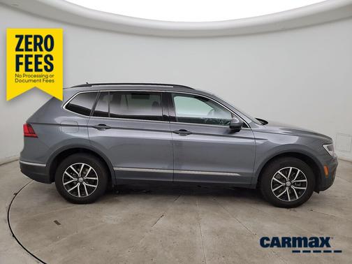Gray 2021 Volkswagen Tiguan SE