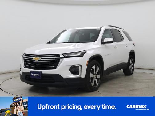 White 2023 Chevrolet Traverse LT Leather