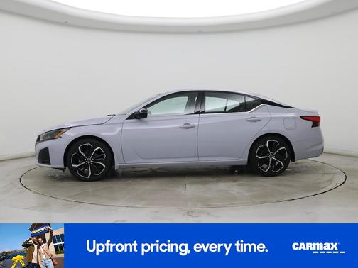 Gray 2023 Nissan Altima SR