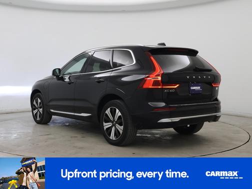 2023 Volvo XC60 Recharge Plug-In Hybrid T8 Core Bright Theme