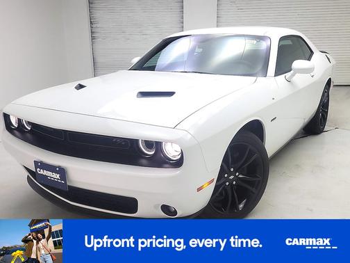 White 2018 Dodge Challenger R/T