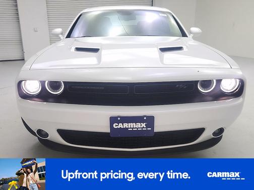 White 2018 Dodge Challenger R/T