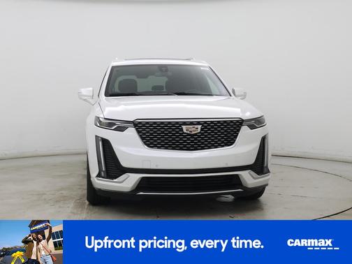 Pearl 2023 Cadillac XT6 Luxury