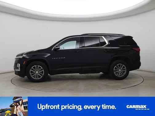 Black 2022 Chevrolet Traverse LT Cloth