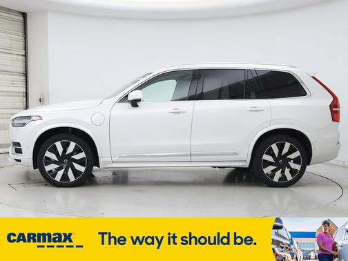 2024 Volvo XC90 Recharge Plug-In Hybrid T8 Plus Bright Theme