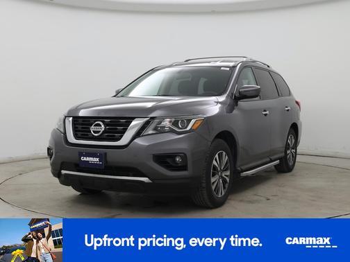 2018 Nissan Pathfinder SV
