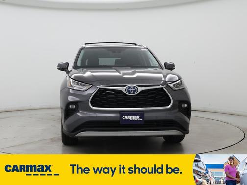 2021 Toyota Highlander Hybrid Platinum