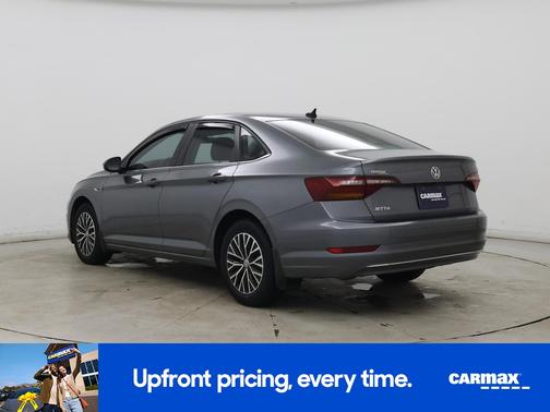 Gray 2019 Volkswagen Jetta SEL