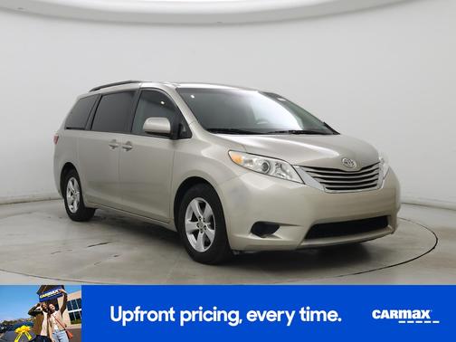 2016 Toyota Sienna LE