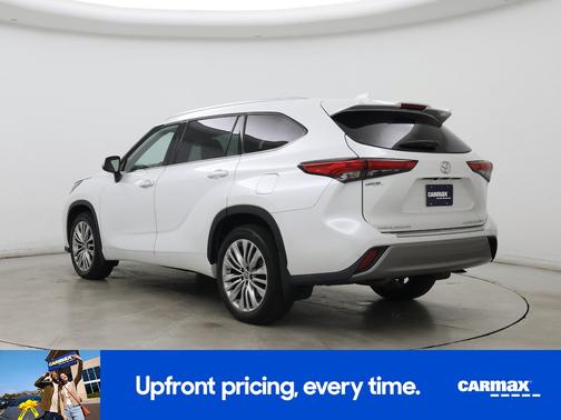 2022 Toyota Highlander Platinum