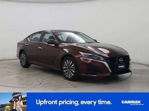 Burgundy 2025 Nissan Altima SV