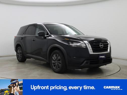 2022 Nissan Pathfinder S