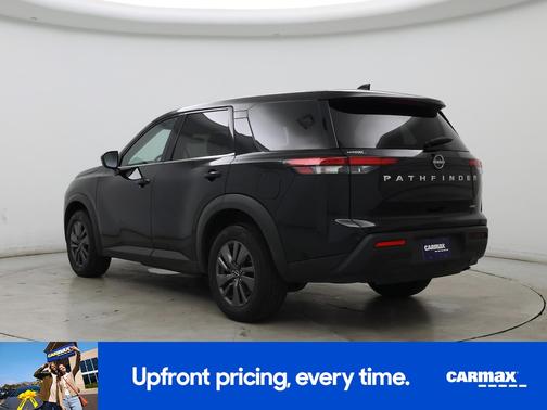 2022 Nissan Pathfinder S