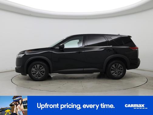 2022 Nissan Pathfinder S