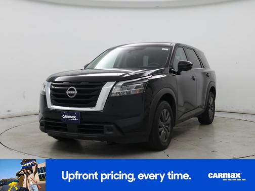 2022 Nissan Pathfinder S